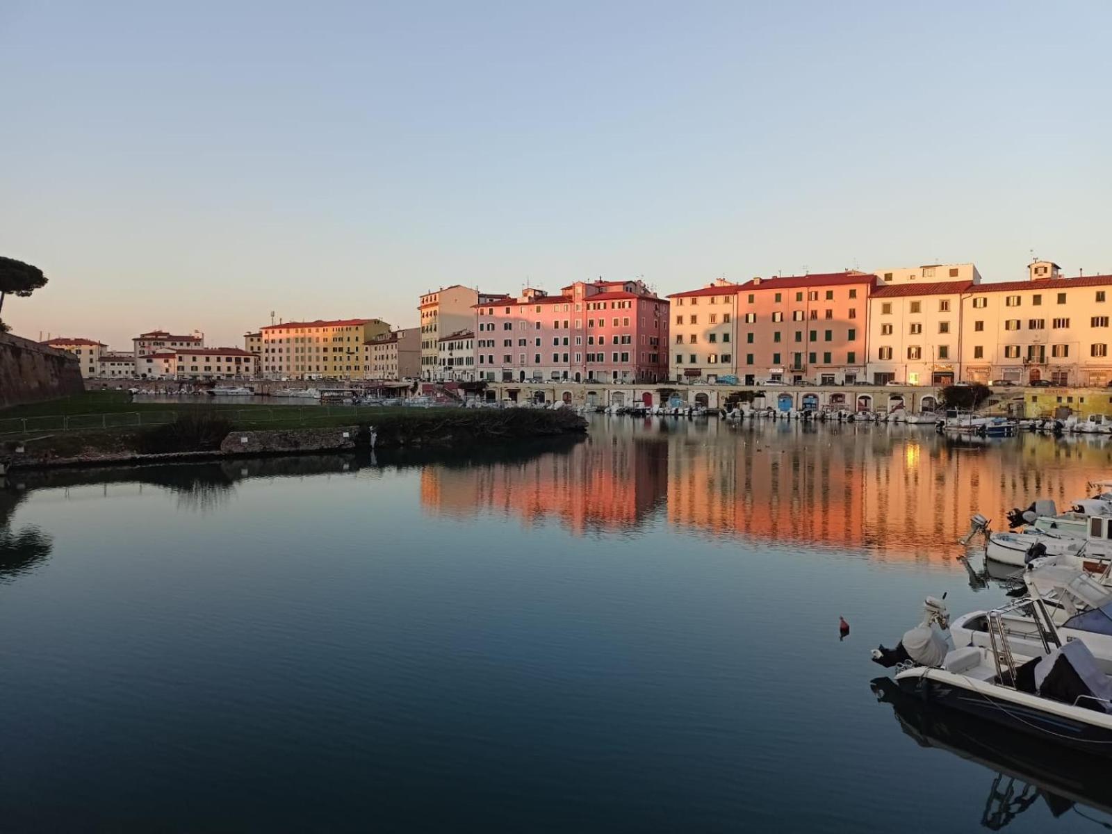 Grande 155 Guest House Tuscany Ливорно Екстериор снимка